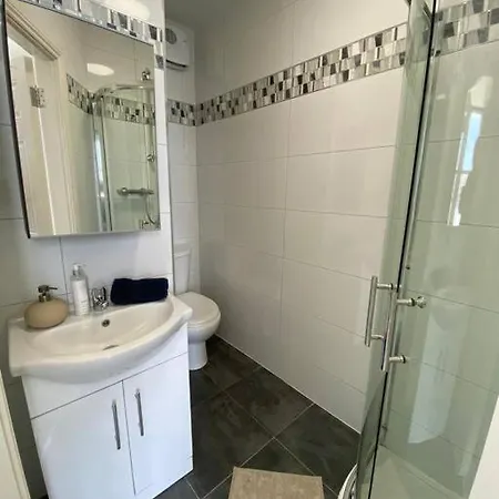 Deluxe Duplex Talbot St Sleeps 8 Апартаменты Дублин