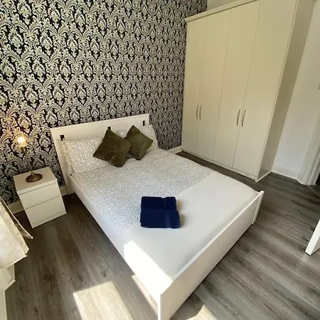 Deluxe Duplex Talbot St Sleeps 8 * Dublin