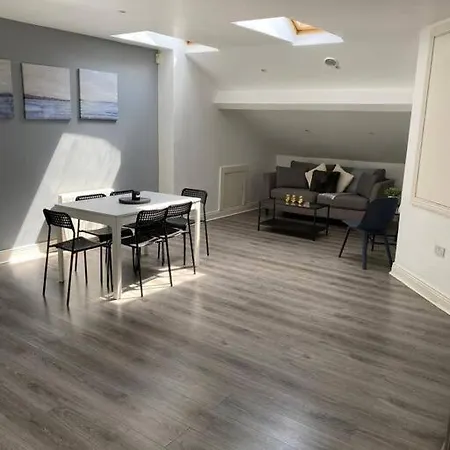 Deluxe Duplex Talbot St Sleeps 8 Apartmán Dublin